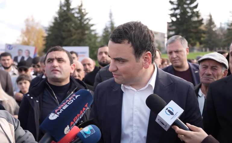Փաշինյանը գնալու է արտահերթի, որովհետև գիտի՝ ՌԴ-ն գալու է գազի գնի հետևից, Ալիևը՝ սահմանադրության. Նարեկ Կարապետյան (տեսանյութ)