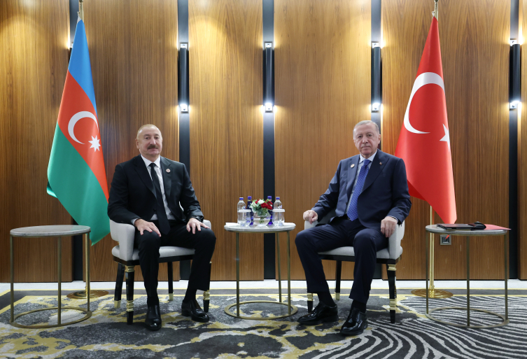 Թուրքիան շարունակելու է աջակցել ՀՀ-Ադրբեջան խաղաղության հաստատմանը․ Էրդողանը հանդիպել է Ալիևին