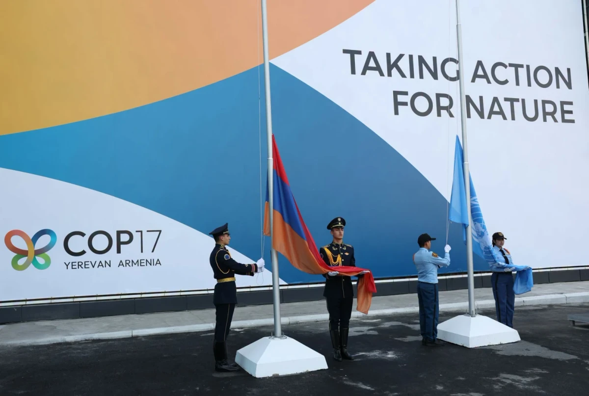 COP17-ին ընդառաջ՝ ՄԱԿ-ի դրոշի բարձրացման հանդիսավոր արարողություն Երևանում