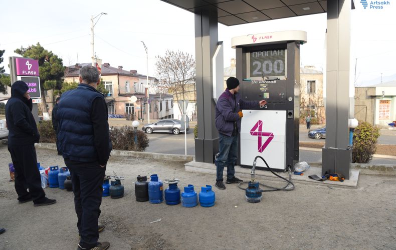 Топливо предоставляется централизованно, с целью обеспечения жизненно важных потребностей: Директор компании-поставщика