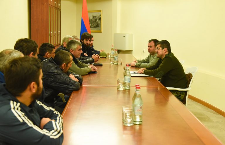 Արցախի նախագահն ընդունել է Աբխազիայի հայ համայնքի կամավորական ջոկատների ներկայացուցիչներին