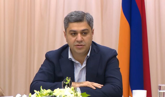 Վարչապետ ընտրվելու դեպքում Վազգեն Մանուկյանը լինելու է ապակուսակցական. Վանեցյան