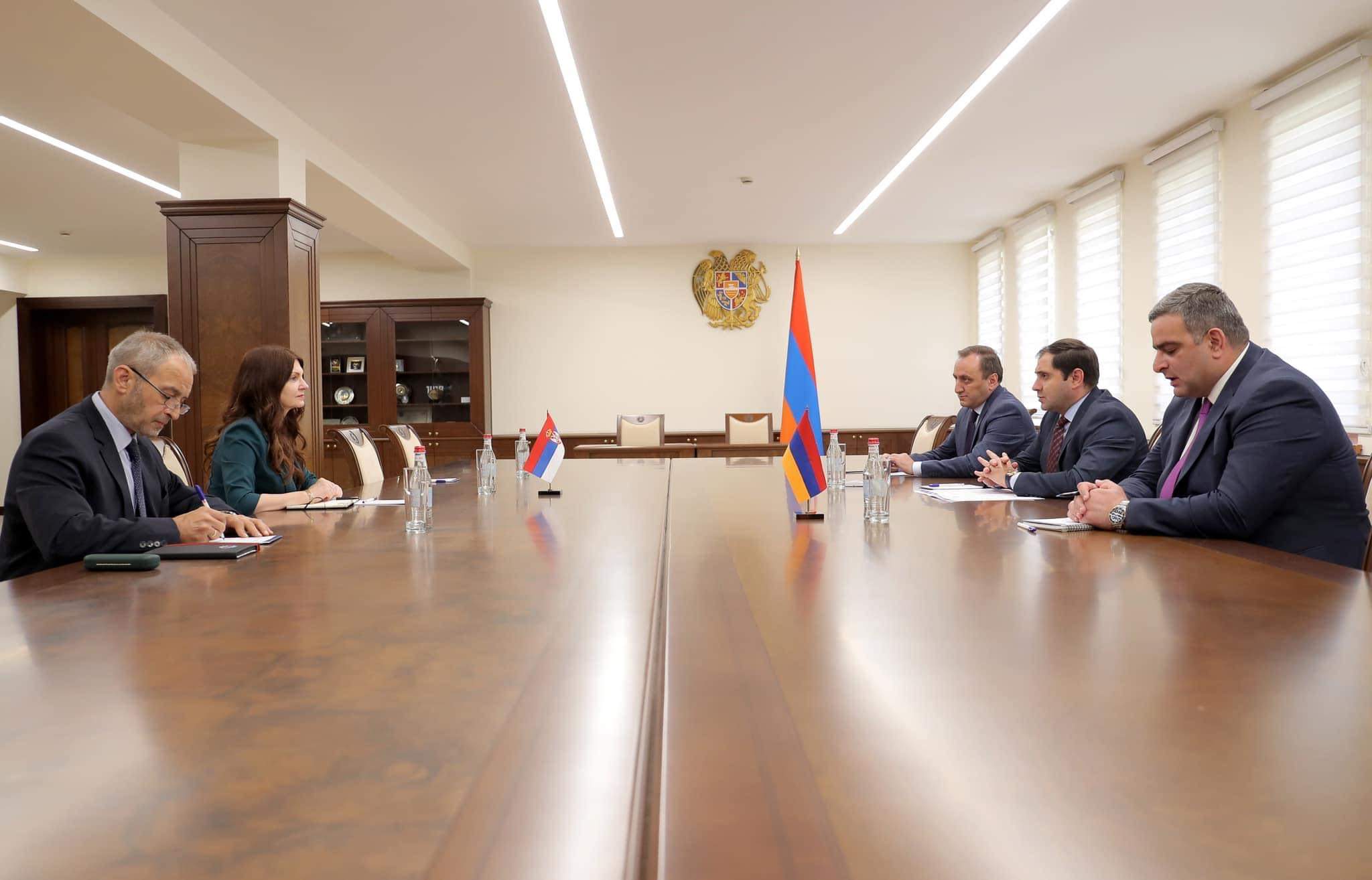 Սուրեն Պապիկյանը և Սերբիայի դեսպանը քննարկել են տարածաշրջանային և միջազգային անվտանգությանն առնչվող հարցեր