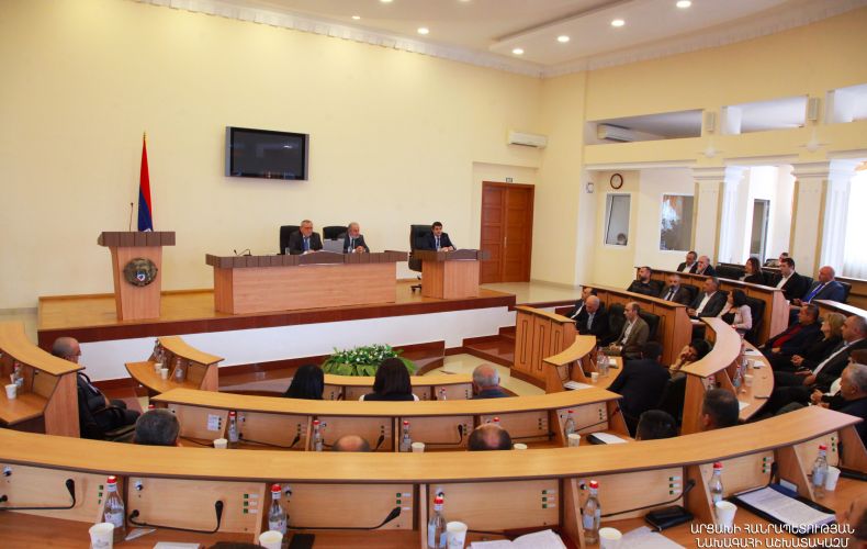 Արցախի նախագահ Հարությունյանը մասնակցել է օրենսդիր-գործադիր հարցուպատասխանի ընթացակարգին