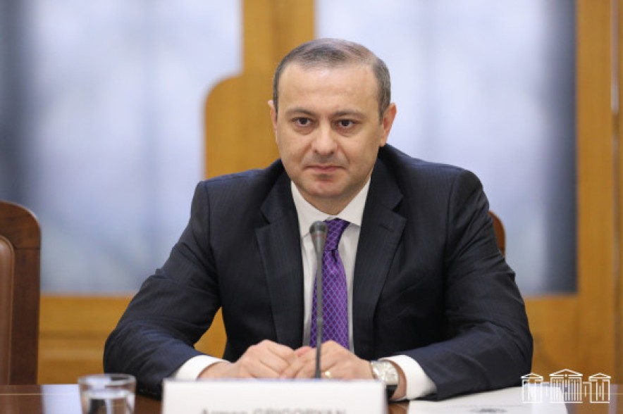 Ռուբեն Վարդանյանի ու մյուս գերիների նկարները շատ ծանր տպավորություն են թողել. ջանքեր գործադրում ենք, որ վերադառնան Հայաստան. Արմեն Գրիգորյան