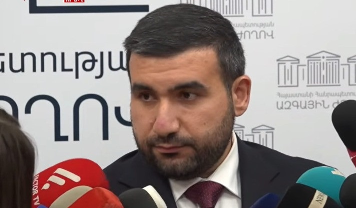 Ասում է՝ ոչխարներին առաջս եմ անում, տանեմ ցույցի, գլուխը 5000 ... ո՞ր կոնտեքստի մեջ դա ընտրակաշառք չէ. Ալեքսանյան