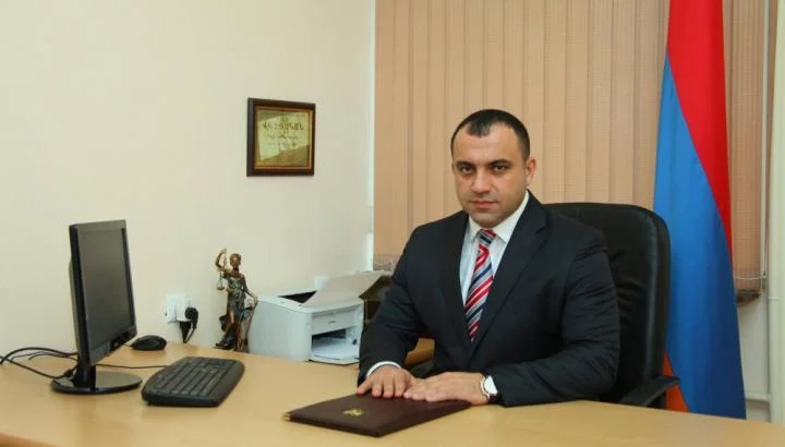 Դատական հայց ՍԴ նախագահի դեմ. ինչ են պահանջում նրա խորհրդականները