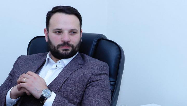 «Սրբազան պայքար» շարժման գործով մեղադրյալը պահանջում է իր պաշտպանին՝ կալանավորված Ալեքսանդր Կոչուբաևին, ներկայացնել դատարան