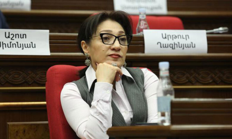  Ուզում եմ շնորհակալություն ասել կնոջ ներկայությունը ՀՅԴ բյուրոյում արժևորելու համար. Լիլիթ Գալստյան