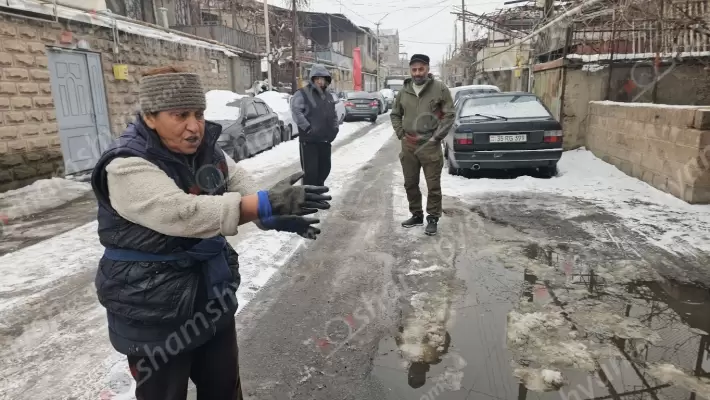 Արտակարգ իրավիճակ Երևանում․ 10 օր շարունակ կեղտաջրերը ողողում են Պոպովի փողոցն ու տների բակերը․ բնակիչները մնացել են անօգնական վիճակում