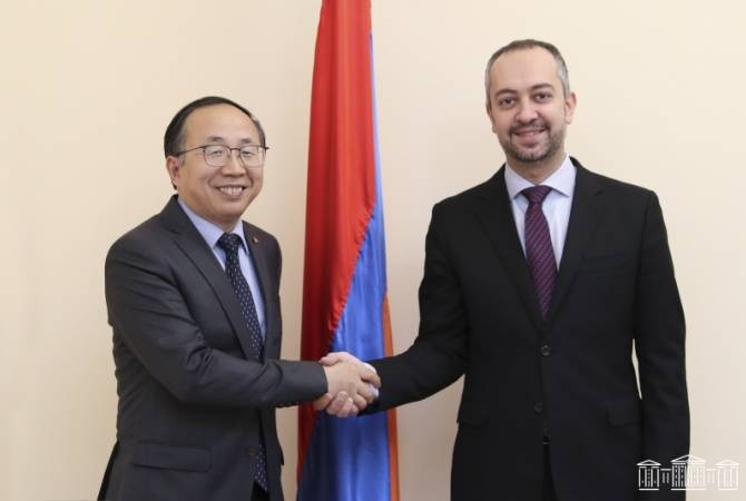 Անհրաժեշտ է էլ ավելի խորացնել ՀՀ-Չինաստան երկկողմ համագործակցությունը. Աղաջանյանը հանդիպել է Չիանստանի դեսպանի հետ