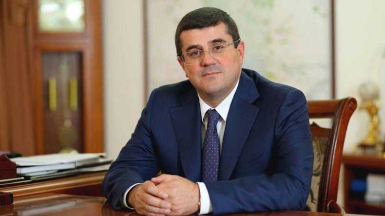 Ամեն մեկս մեր տեղում պարտավոր ենք անել մեզնից կախված ամեն ինչ՝ հանուն հայոց պետականության զորացման. Արցախի նախագահի շնորհավորական ուղերձը