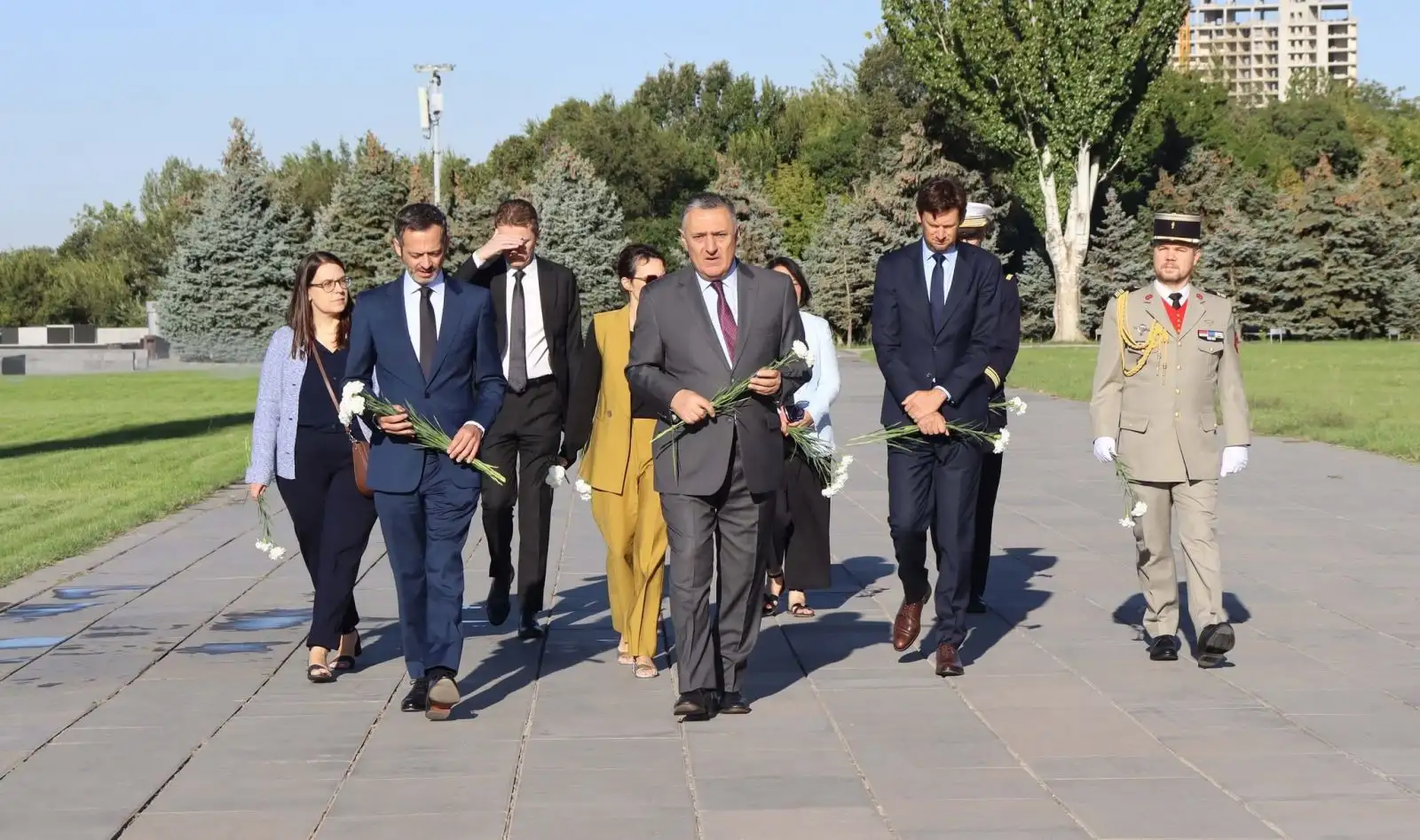 ՀՀ-ում Ֆրանսիայի նորանշանակ դեսպանն այցելել է Ծիծեռնակաբերդ
