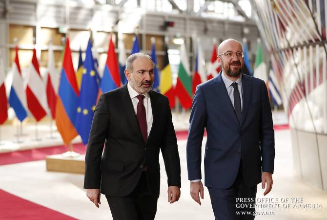 Նիկոլ Փաշինյանն ու Շառլ Միշելը քննարկել են Լաչինի միջանցքում ադրբեջանական կողմի քայլերը, մտքեր փոխանակել բանակցային գործընթացի շուրջ