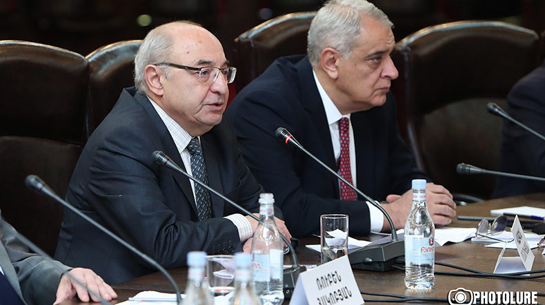 «Վերնատուն» ակումբի հայտարարությունը՝ հանրաքվեի վերաբերյալ