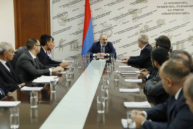 Վարչապետը ԿԳՄՍ նախարարության աշխատակազմին է ներկայացրել նորանշանակ նախարարին