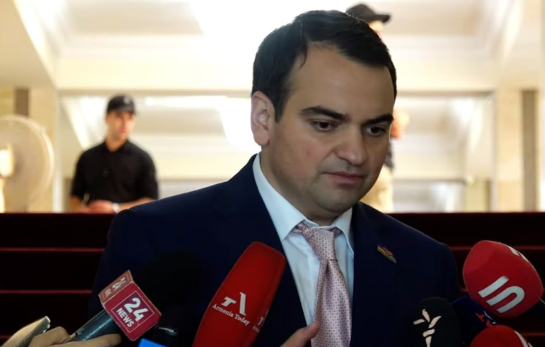 Բյուջեի դեֆիցիտը կատաստրոֆիկ մասշտաբի է, 1,4 մլրդ-ի ճեղքվածք կա, ծախսերը պետք է վերահսկենք. Կարապետյան