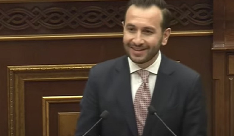 Տրոյական ձիու վեղարը բարձրացնում ես, օլիգարխներ են դուրս գալիս․ Հայկ Կոնջորյան