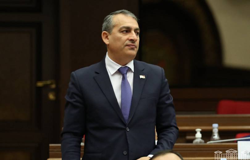 Պատգամավորն աննախադեպ է համարում Ադրբեջանի հետ սահմանին վերջին տարիներին իրականացրած ամրաշինական աշխատանքները