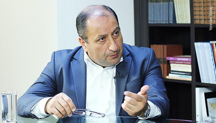 Դատախազության մեղքով ՀՀ երկրորդ նախագահը երկար ժամանակ կալանքի տակ էր․ Ալումյան