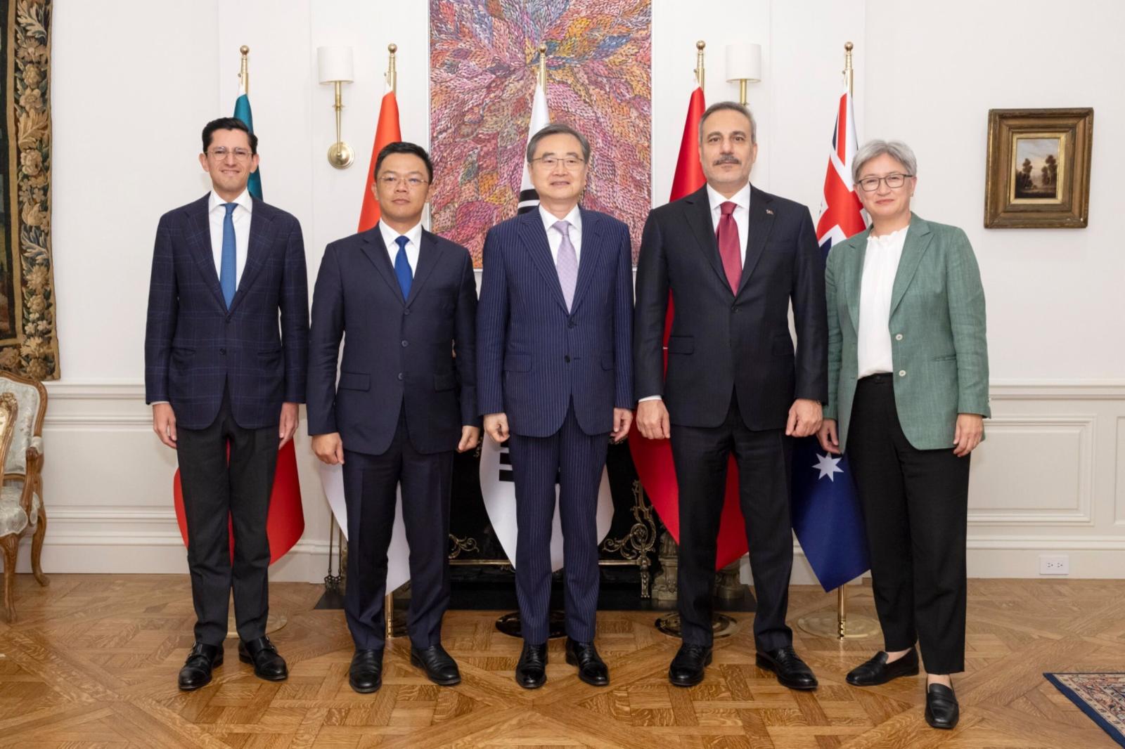 Թուրքիայի ԱԳ նախարարը մասնակցել է MIKTA-ի երկրների արտգործնախարարների 30-րդ հանդիպմանը