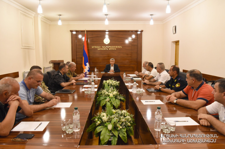 Արցախի բարձրաստիճան պաշտոնյաները քննարկել են նոր մարտահրավերներին դիմագրավելու համար անհրաժեշտ քայլերը