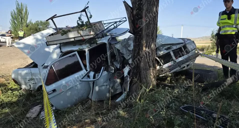 Իջևան-Սևան-Երևան ավտոճանապարհին «ԳԱԶ 3110»-ը բшխվել է ծառին. կան վիրшվորներ