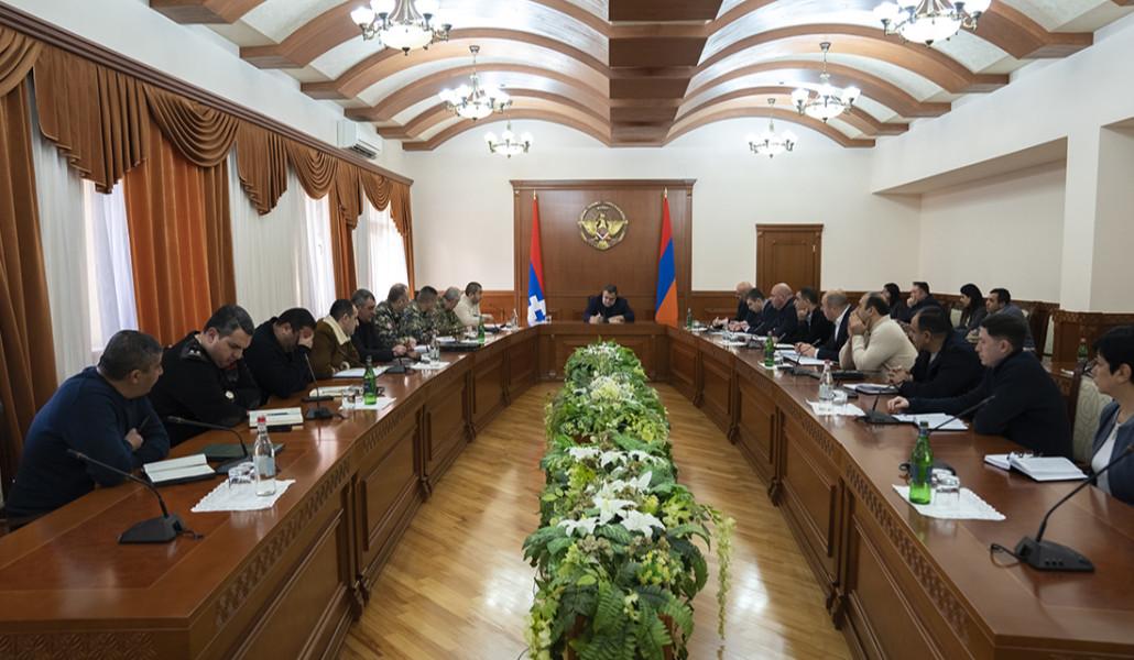 Օպերատիվ շտաբի նիստում ներկայացվել է Արցախի պարենային ապրանքների, վառելիքի շուկաներում, ենթակառուցվածքների ոլորտում իրավիճակը