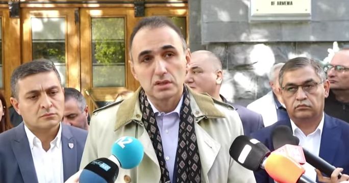 «ՀայաՔվե»-ն հաղորդում է ներկայացել Դատախազություն՝ Հոհաննավանքում Փաշինյանի մասնակցությամբ ծես կազմակերպելու վերաբերյալ. Չալաբյան
