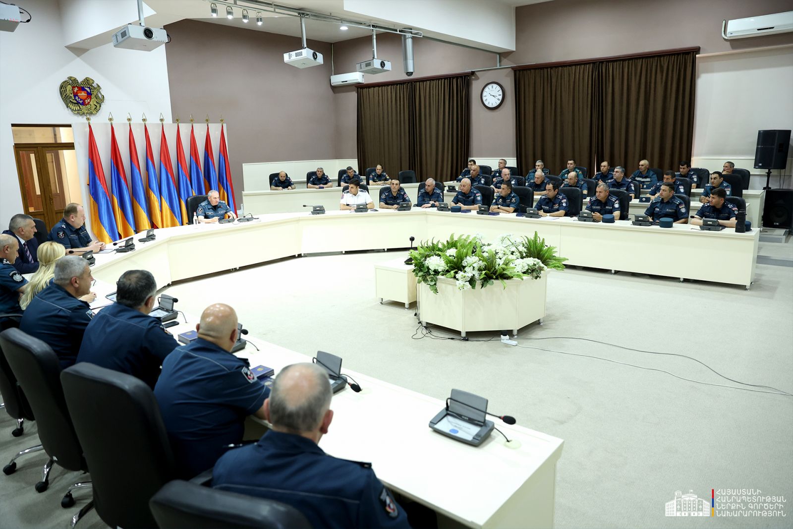 Հանրապետության տոնի առթիվ փրկարար ծառայողները պարգևատրվել են մեդալներով և արտահերթ կոչումներով