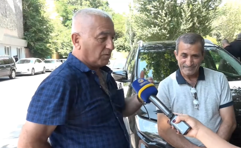 Հրահրում են ժողովրդին, որ գնացեք, ճանապարհ փակեք, բայց չենք ցանկանում նման քայլերի գնալ, եկել ենք աշխատելու. «Մուլտի սթոուն»-ի աշխատակից