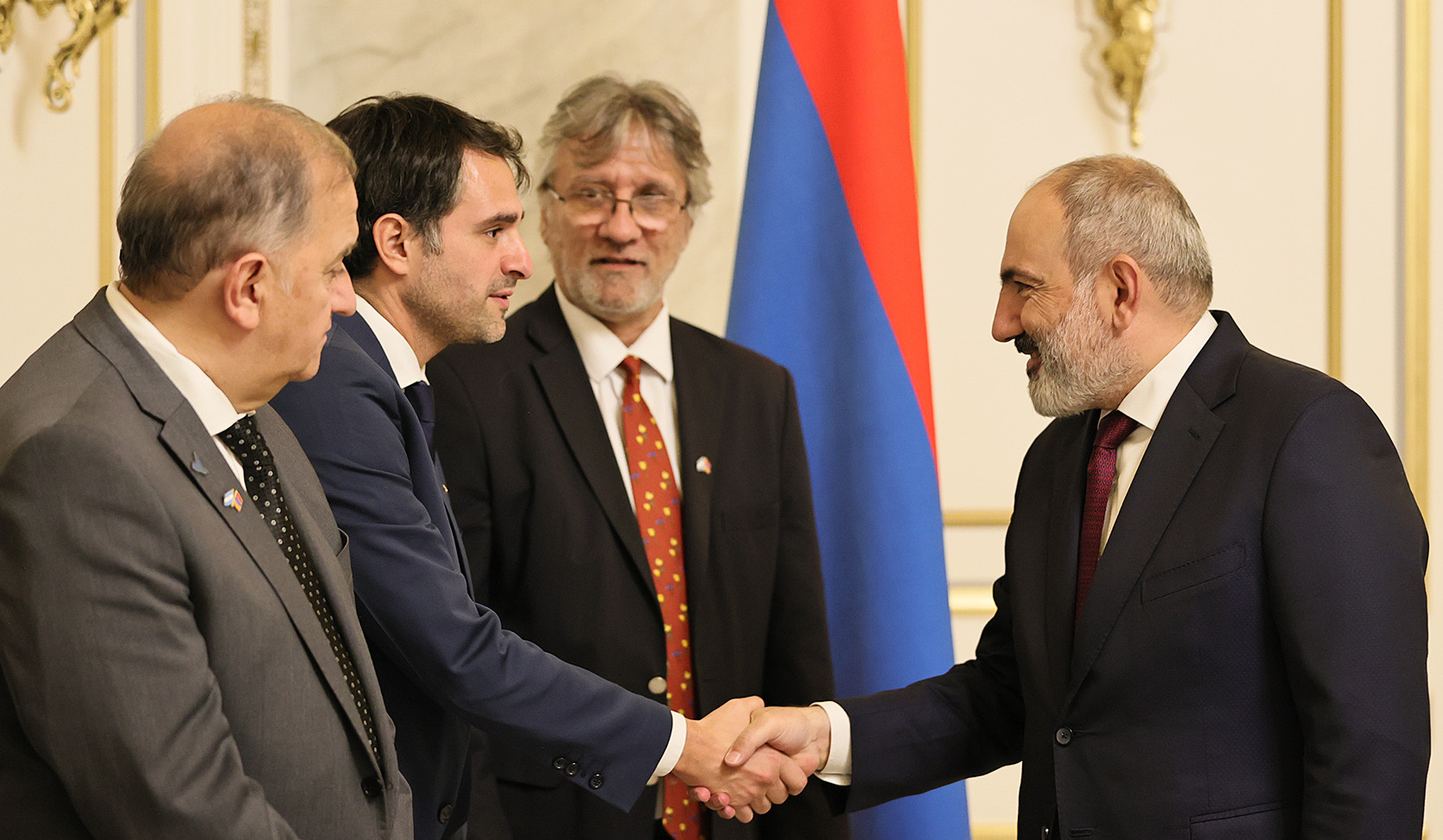 Նիկոլ Փաշինյանն ընդունել է Արգենտինայի Սենատի և Պատգամավորների պալատի անդամներից բաղկացած խորհրդարանական պատվիրակությանը