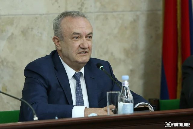 Ղարաբաղի հայկական մշակութային ժառանգության պահպանման հարցում դեռեւս միասնական մոտեցում չկա․ Դումանյան