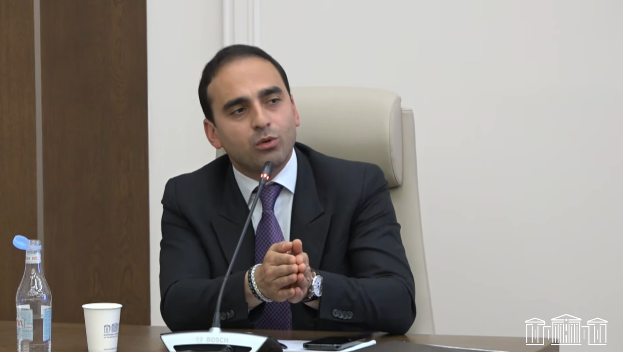 «Կաշիները քերթվելու ա». Ավինյանը` ընդդիմությանը