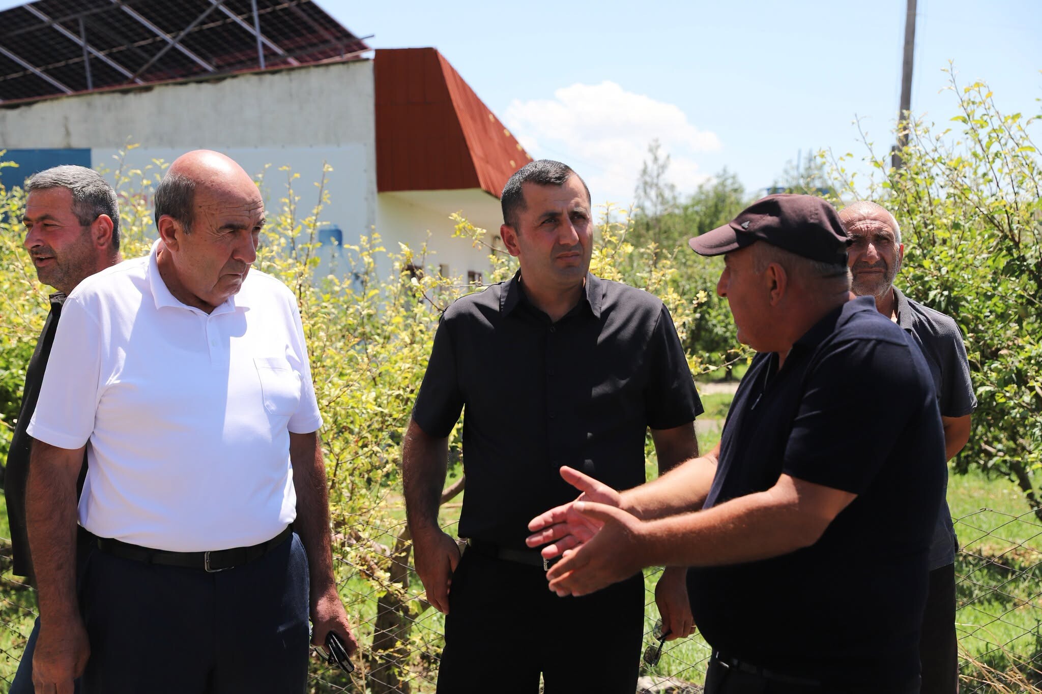 Շիրակում ուսումնասիրվում են կարկուտից տուժած բնակավայրերի վնասները