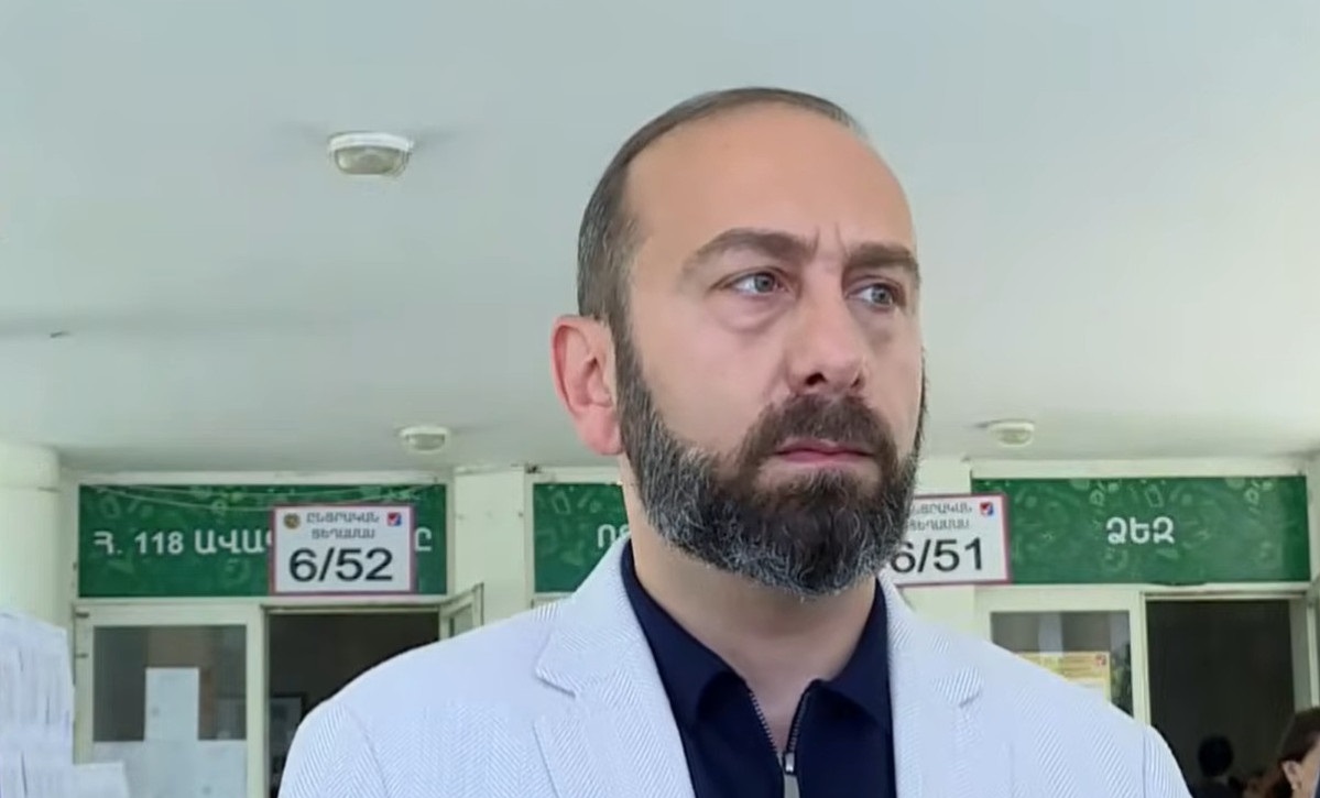 Ովքեր մտածում եմ հեղաշրջման մասին՝ գլուխները պատին են տվել, պետության համը բերաններում է մնալու. Արարատ Միրզոյան