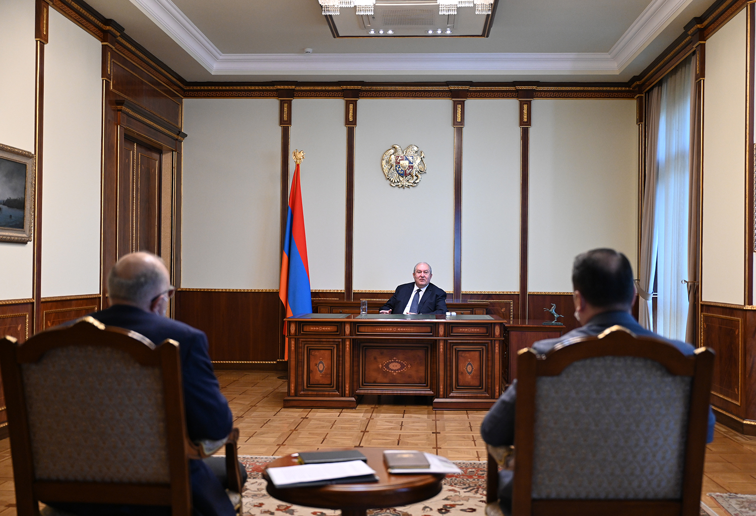Արցախում կկառուցվի 817 բնակարան, 290 տուն. Նախագահը «Հայաստան» հիմնադրամի տնօրենի հետ քննարկեց Արցախում և Սյունիքում ծրագրերի ընթացքը