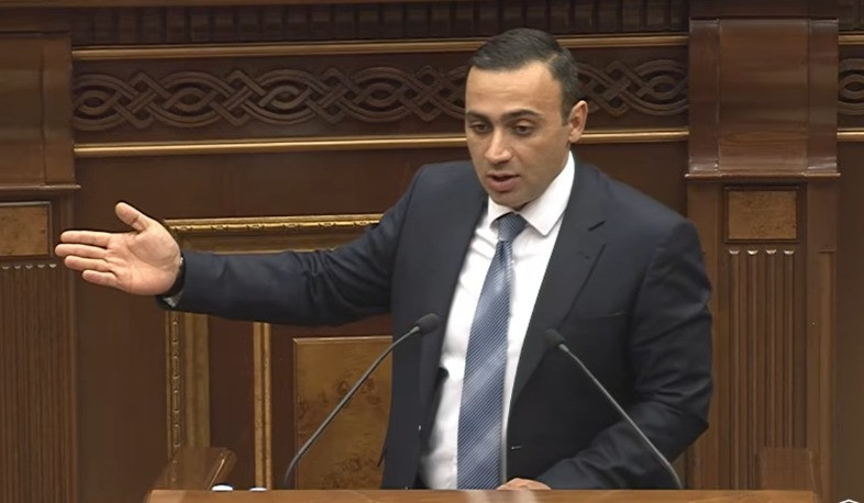 Ժողովուրդ ջան, մի հատ ձեր կողքուբոլորը նայեք. Չախոյանն արձագանքեց ընդդիմադիր պատգամավորների մեղադրանքներին