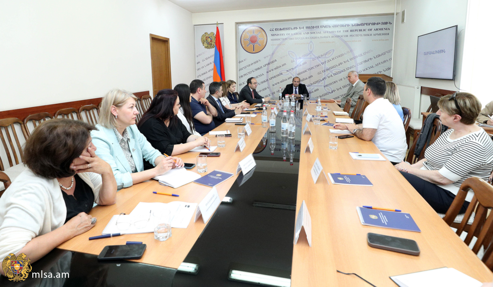 Քննարկվել են սահմանամերձ գյուղական բնակավայրերում բնակարանային ապահովման պետական աջակցության ծրագրի ընթացքն ու արդյունքները