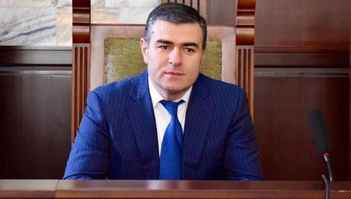 Ինչու Ռուստամ Բադասյանի ընկերն ազատվեց պաշտոնից. «Ժողովուրդ»