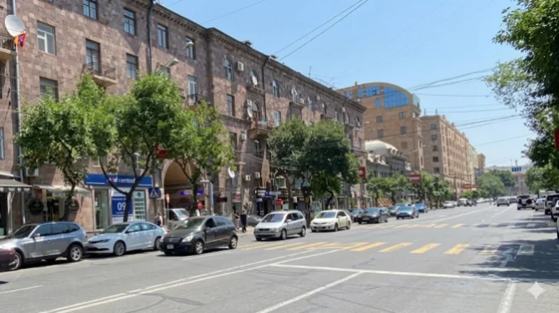 Երևանի Ամիրյան փողոցը անվանակոչվեց Պապ թագավորի անունով