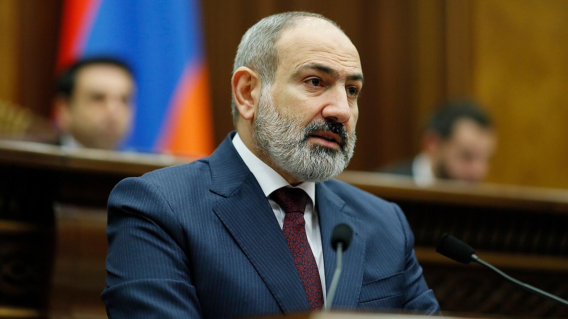 Жители Нагорного Карабаха на холоде остались на дорогах, семьи оказались по разные стороны блокады: Пашинян