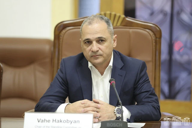 Դատարանը մերժել է Վահե Հակոբյանի հայցն ընդդեմ Անդրանիկ Քոչարյանի. «Հրապարակ»
