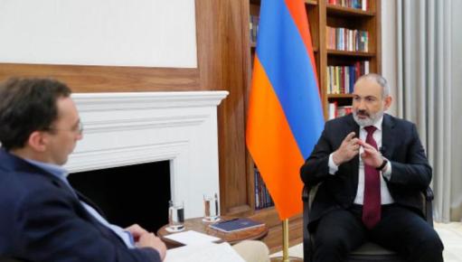 Մենք իրականում ՌԴ-ի և Արևմուտքի արանքում չենք. Նիկոլ Փաշինյան (տեսանյութ)
