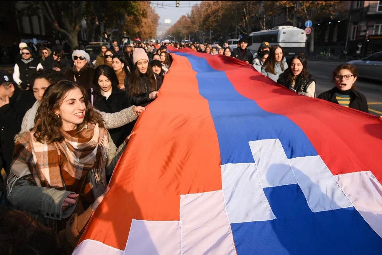 Վաղը Երևանի Ազնավուրի հրապարակում Արցախի զորակցության ու իրազեկման հավաք ու երթ կանցկանցվի. Բեգլարյան