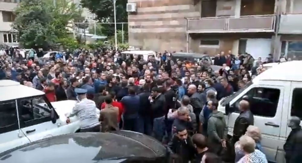 Քաջարանում վիճակը շարունակում է մնալ լարված