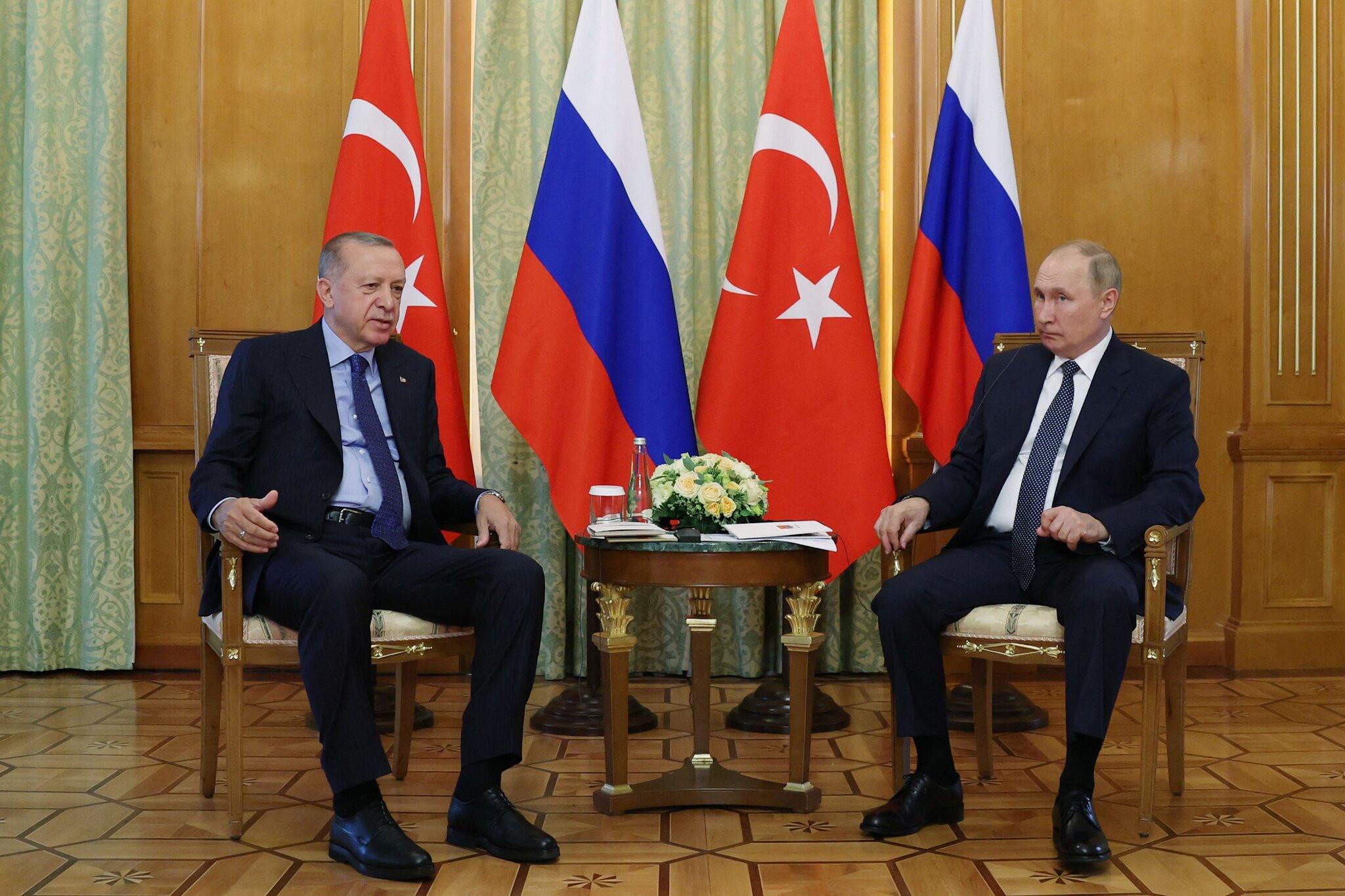 Պուտինն ու Էրդողանը քննարկել են Սև ծովում նավերի վրա հարձակումների դադարեցման հարցը
