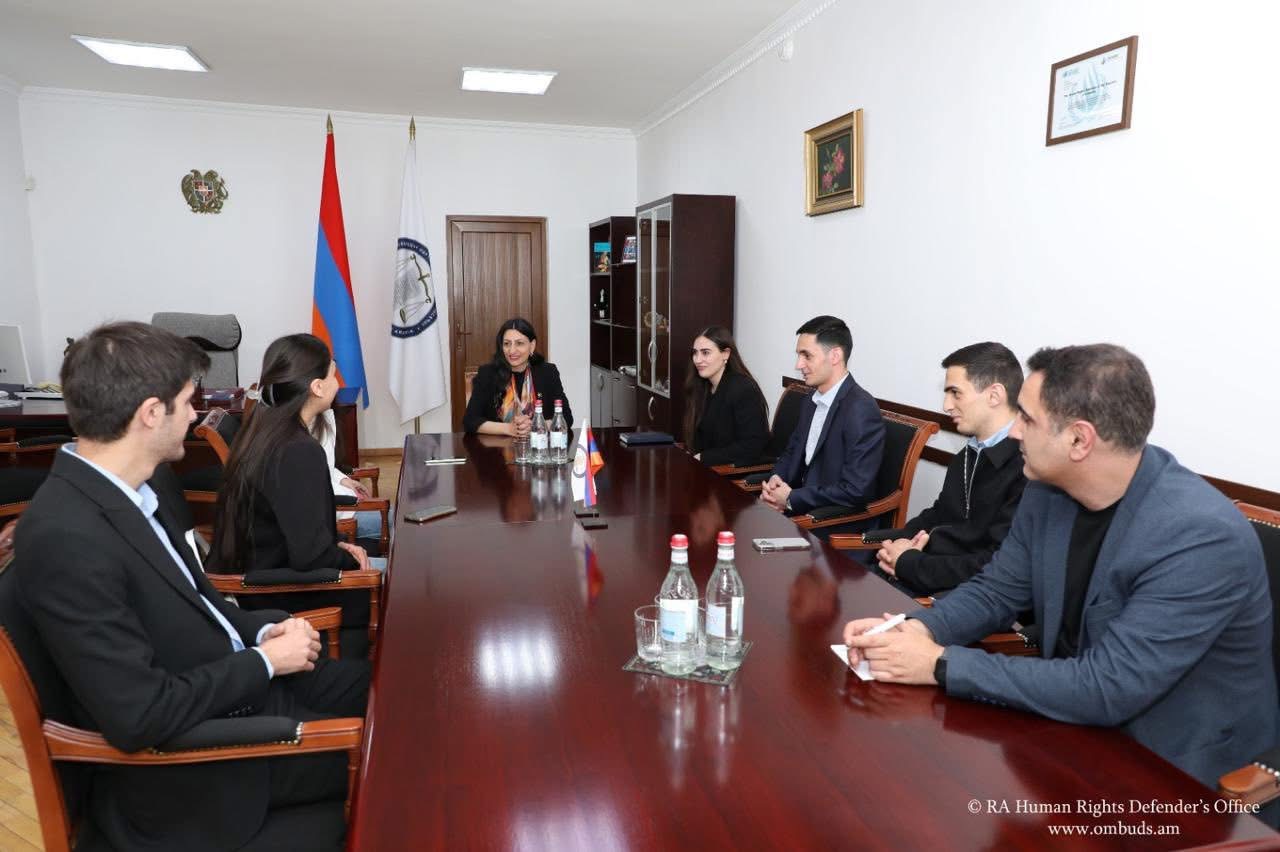Անահիտ Մանասյանը ընդունել է Մարդու իրավունքների Ձմեռային դպրոցի առաջին շրջանավարտներին