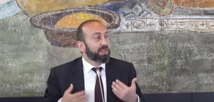 300,000 ադրբեջանցիների՝ ՀՀ-ում բնակեցման մասին թեզը հիվանդ երևակայության արդյունք է․ Արարատ Միրզոյան