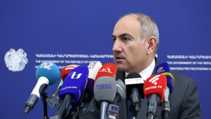 Եթե ողջ-առողջ եք և ինձ հարց եք տալիս, նշանակում է՝ այդքան էլ փակված չեք. Փաշինյանը՝ «Armat Media»-ի լրագրողին